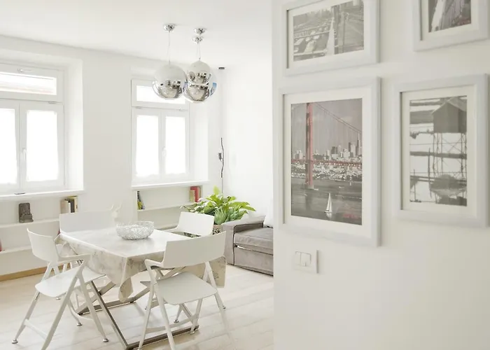 Green Apartment Apartment